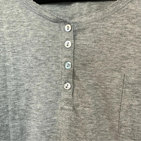 Cuddle Duds Women's Light Gray Long Sleeve Scoop Button Up Neck Top Size XXL GUC - Picture 4 of 7